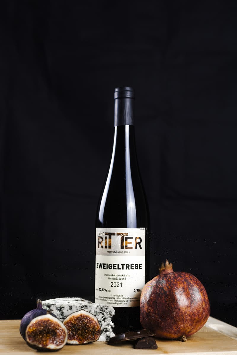 Víno Ritter Novosedly vinný sklípek posezení u vína a degustace